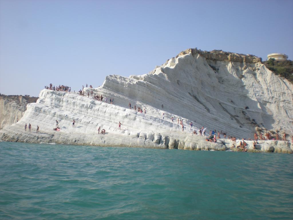 Bed and Breakfast Un Tuffo alla Scala dei Turchi Realmonte Exterior foto
